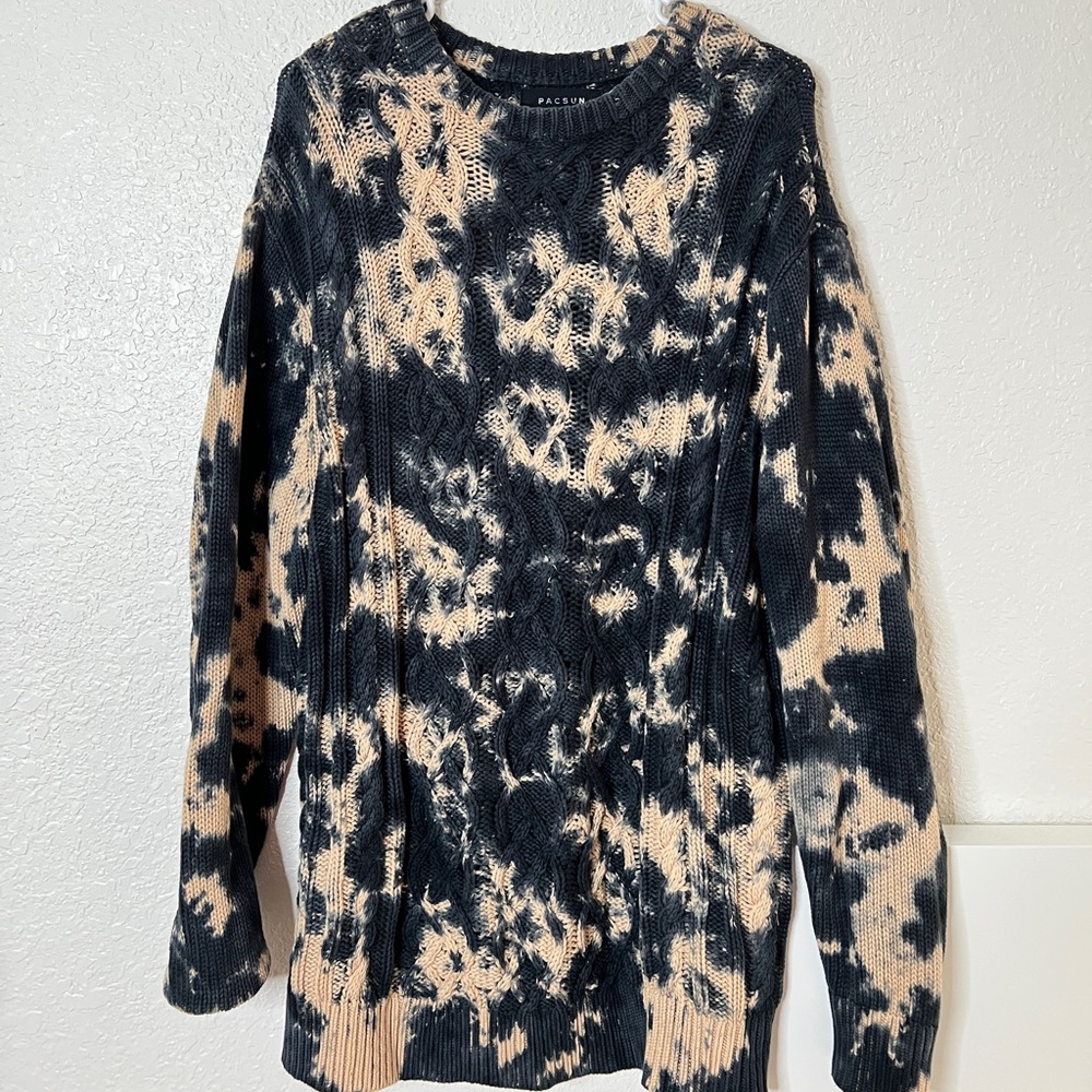 Black and Cream Tie-Dye Dress